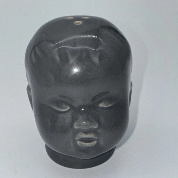 Baby Doll Head Salt & Pepper Shakers Gray White Accoutrements creepy goth decor - Picture 5 of 8